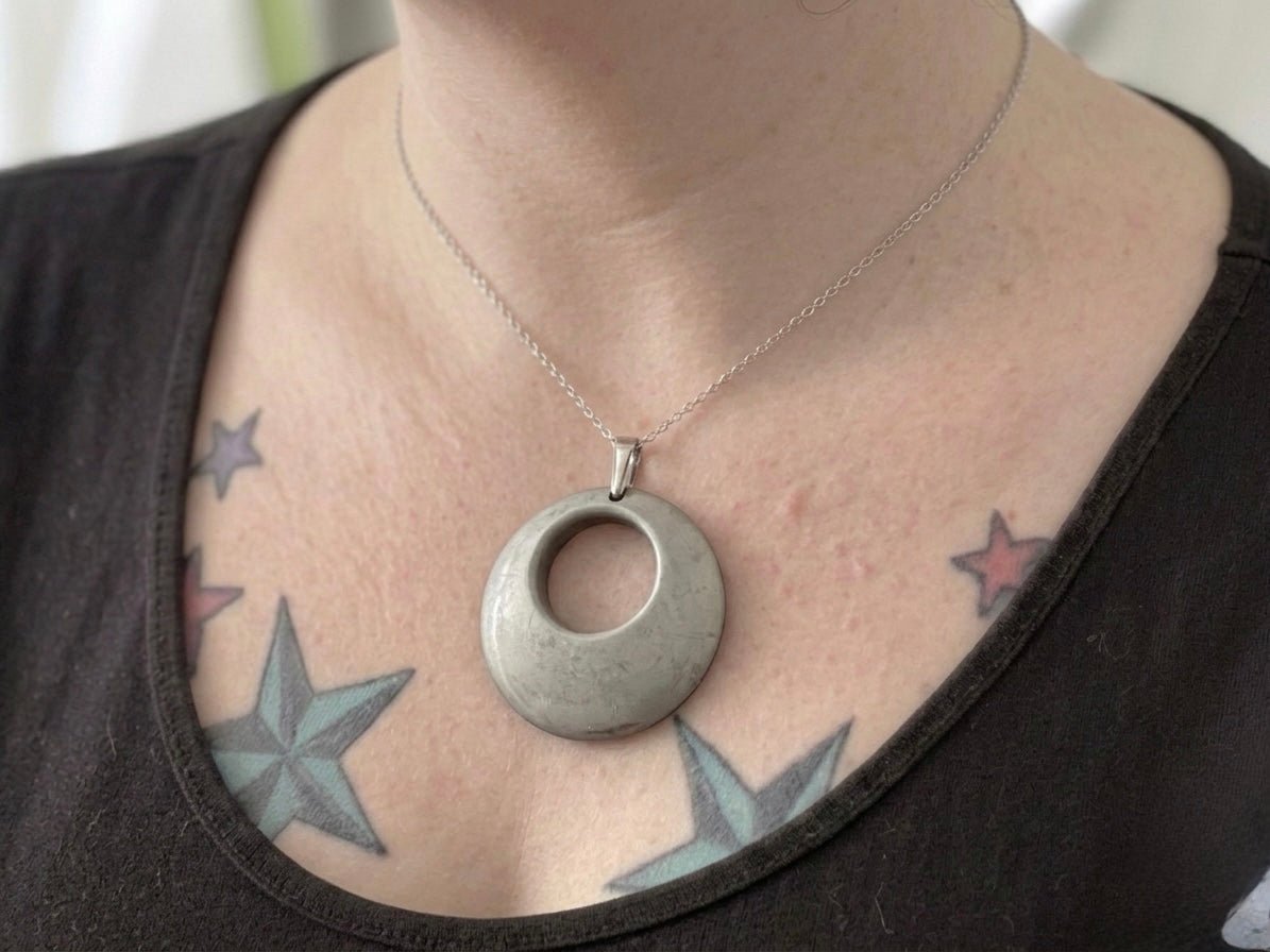 Betonschmuck Anhänger "Orion Pur" - Betoniqua - Betonschmuck Store