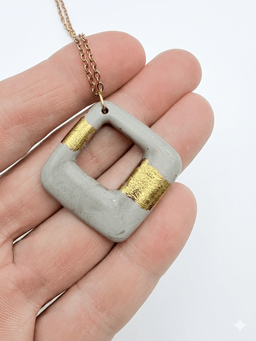 Betonschmuck Anhänger "Quadra Gold" - Betoniqua - Betonschmuck Store - Steffen Ehrhardt Design