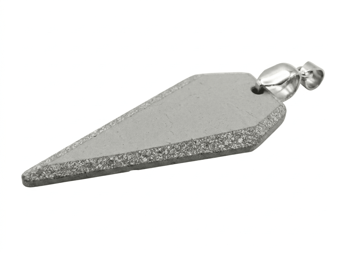 Betonschmuck Anhänger "Dracon Pur" - Betoniqua - Betonschmuck Store